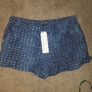 Love & Evol Women's Blue Shorts Size Large NWT